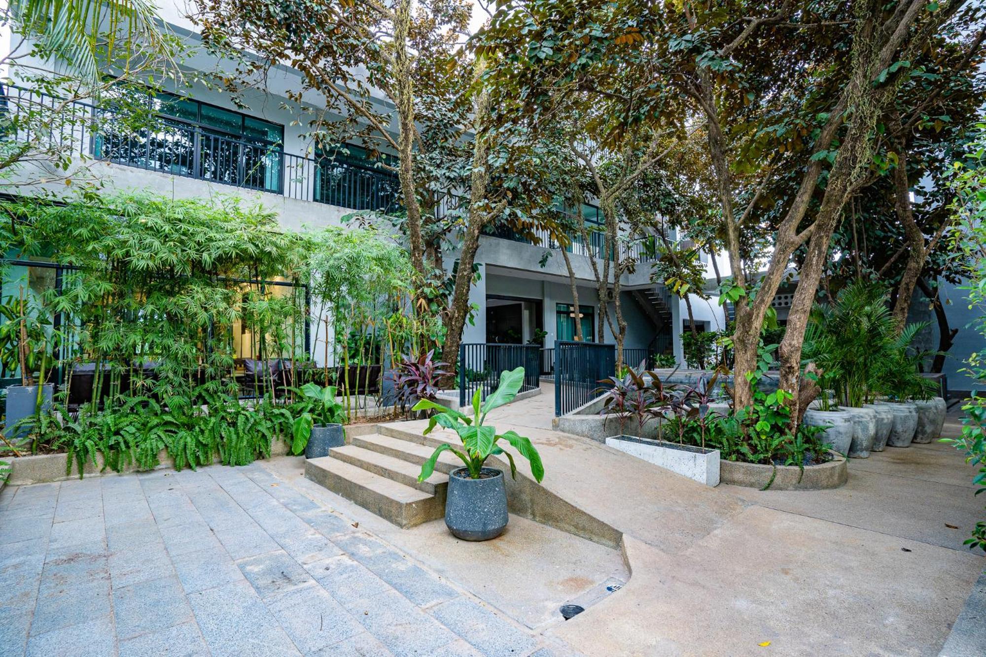 Rainforest Hotel By Nsun Kampot Exterior foto